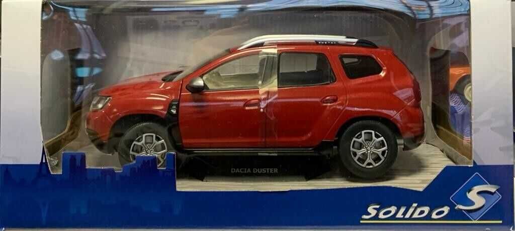 Macheta auto Dacia Duster Rosu 1/18 Solido