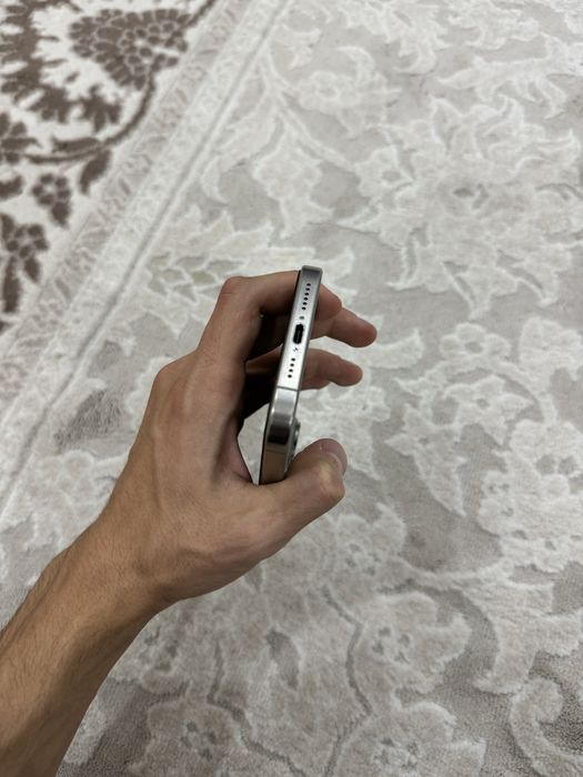 iPhone 15 Pro Max 256GB ideal srochno sotiladi
