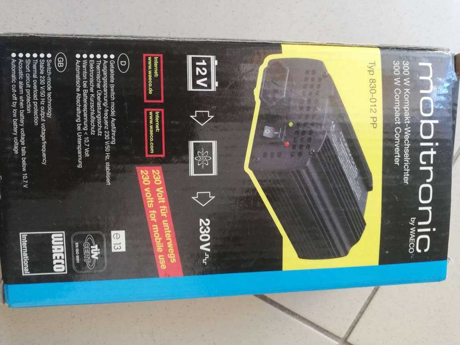 Mobitronic 12/220V camping Invertor 300W rulota