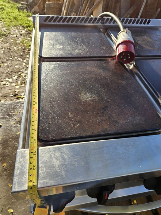 Фурна Печка на ток професионалена трифазна  18kw.