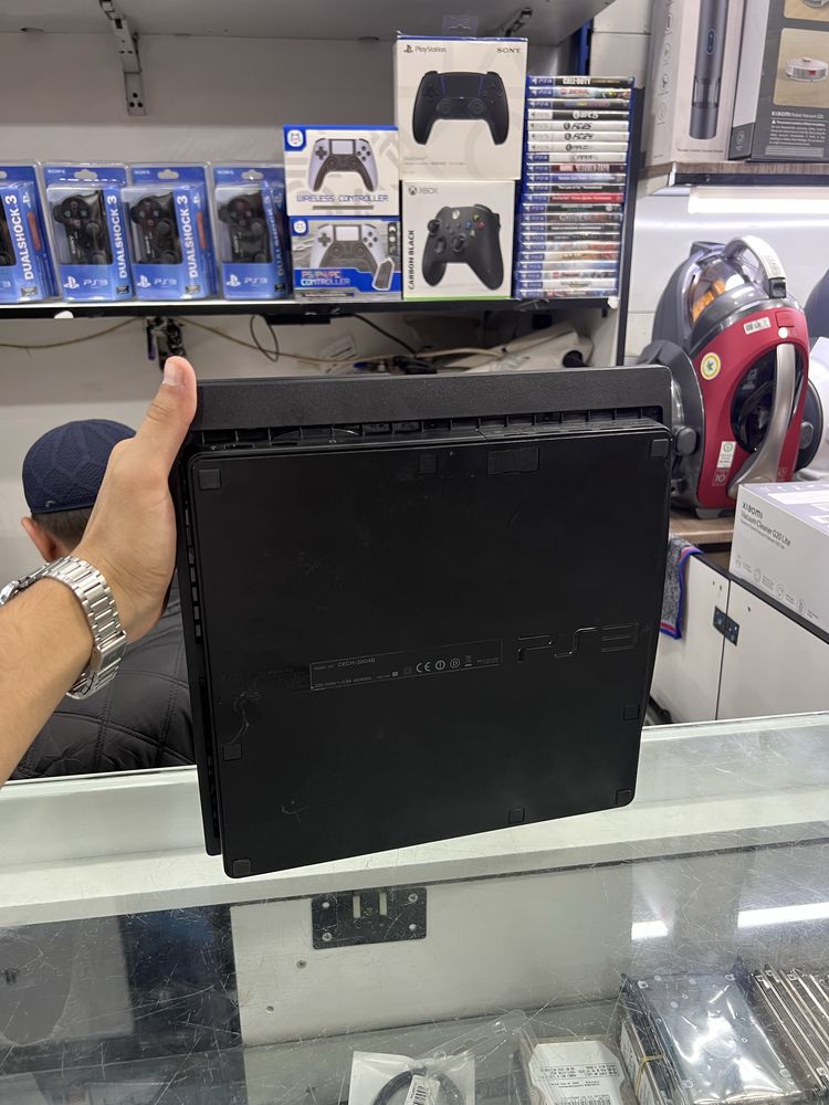 Playstation 3 ideal holatda sotiladi
