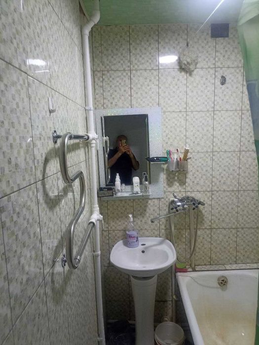 Продаётся 2х комн квартира на 4 этаже Ор-р Гуливер