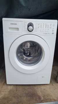 Vând mașina de spălat  Samsung capacitate 7kg