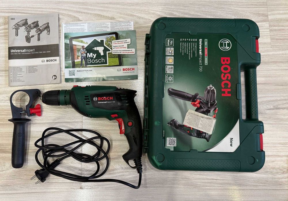 Дрель Bosch Universalimpact 700