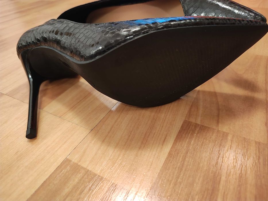 Vand pantofi stiletto negri