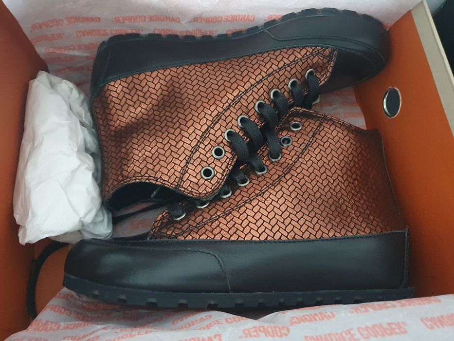 Дизайнерски обувки Candice Cooper