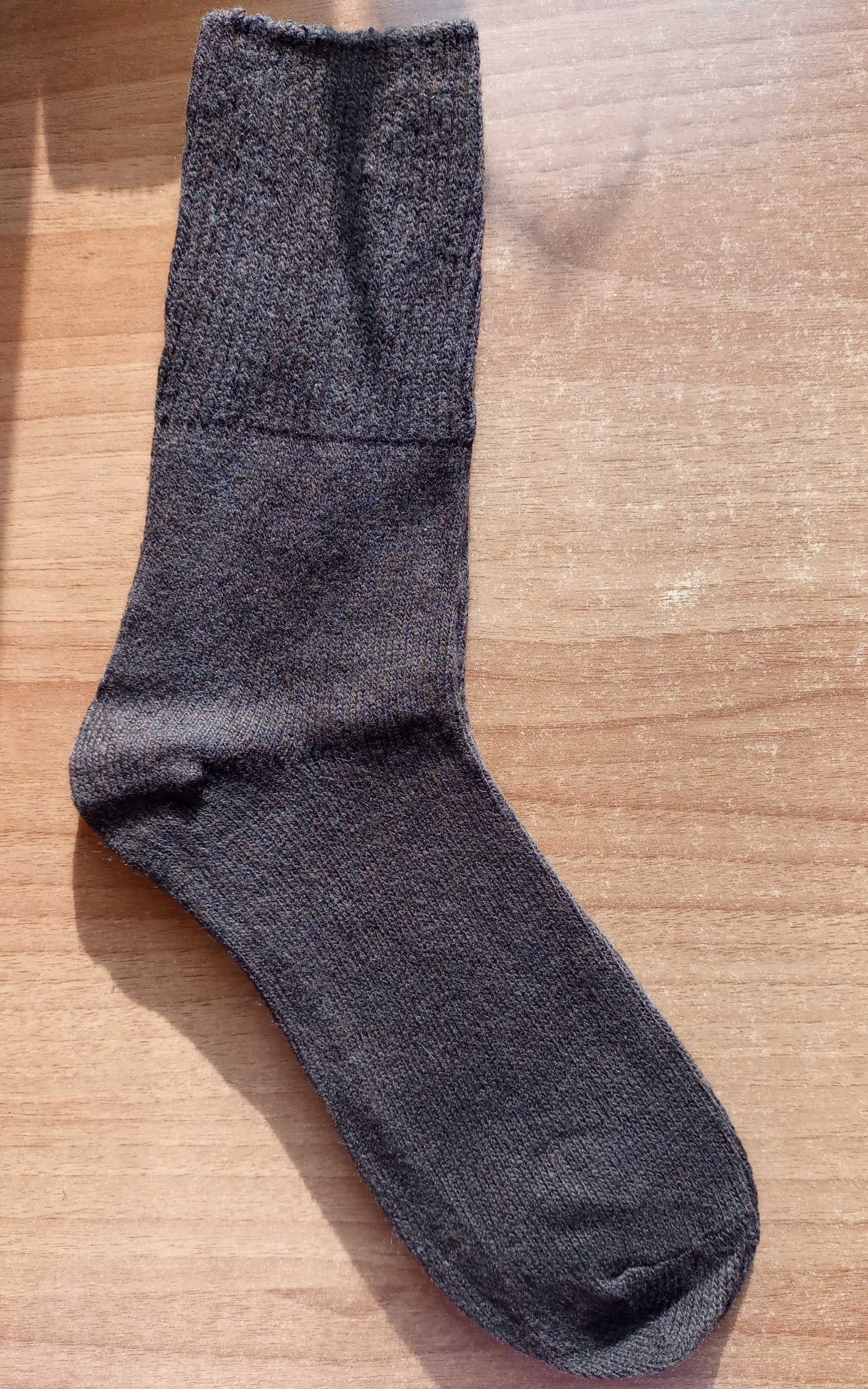 Вълнени чорапи от Камилска Вълна
