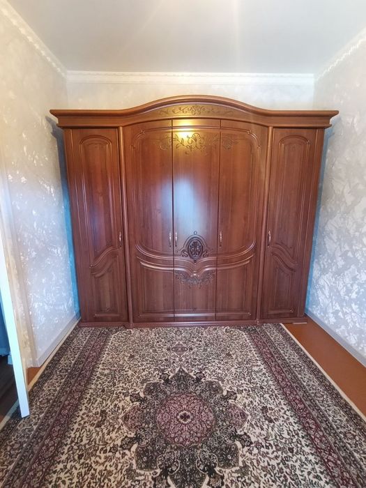 Spalni mebel sotiladi! Xolati yaxshi! Sifatli maxsulotdan tayyorlangan