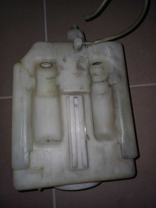 Казанче за вода Мерцедес Бенц W210