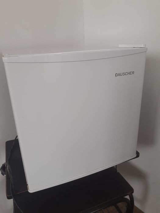 Холодильник маленький