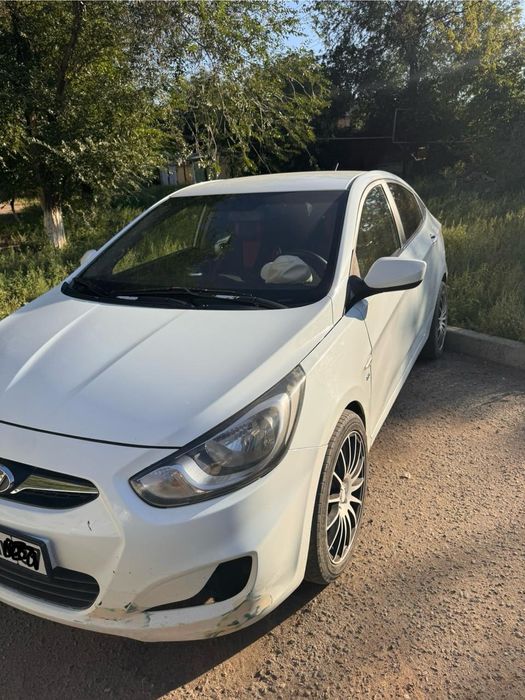 Легковой автомобиль