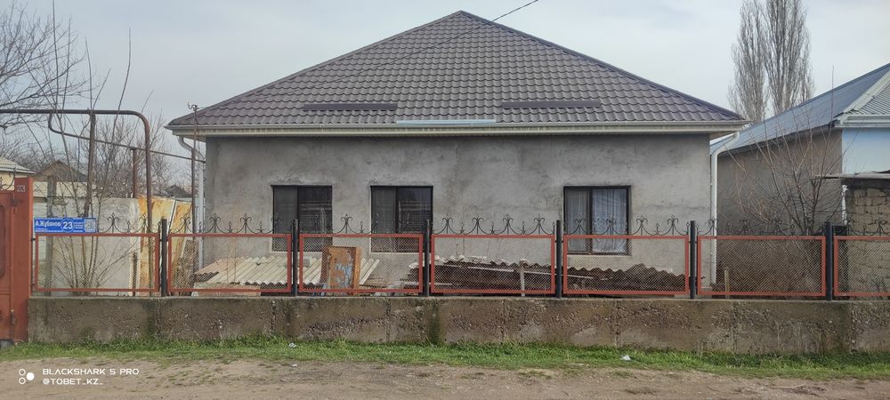 Қазығұрт ауданда орталықта уй