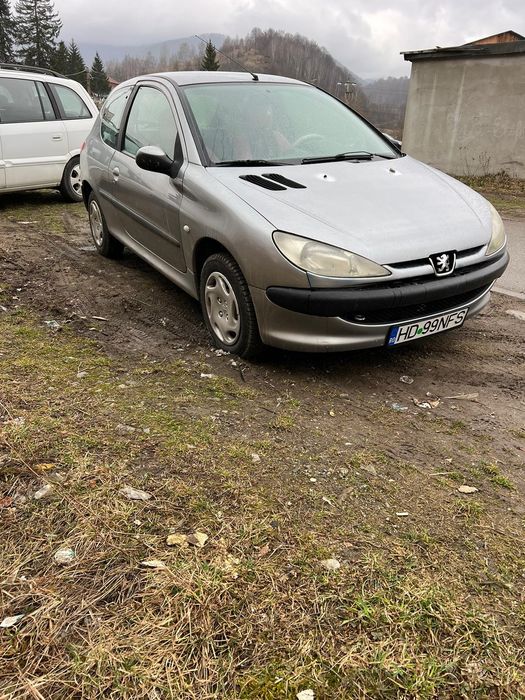 Vând Peugeot 206
