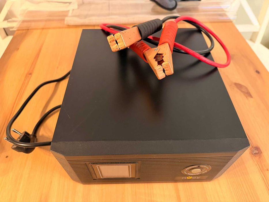 UPS nJoy Aira 600VA 500W sinuzoidă pură pentru PC și centrale