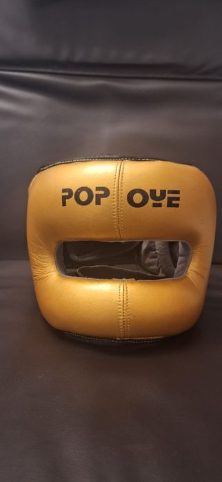 Mănuși de box + casca de box