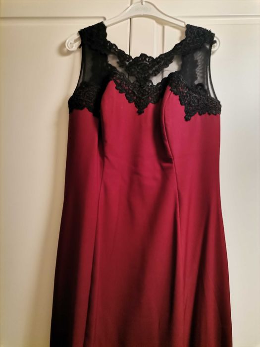 Официална рокля с дантела