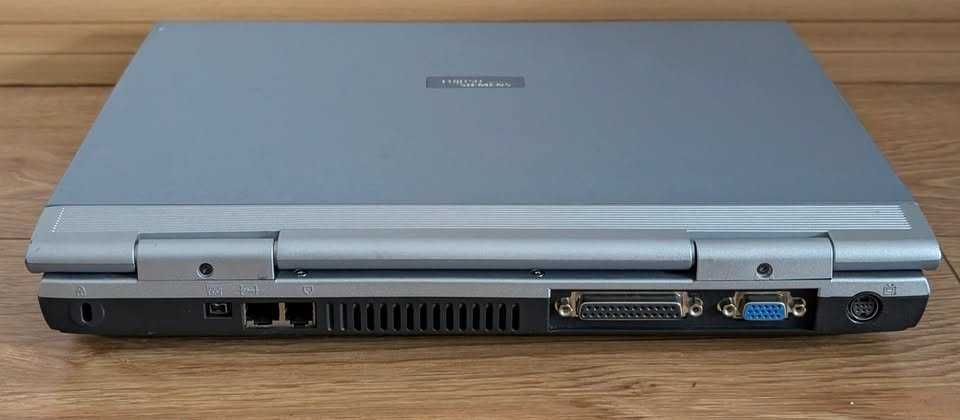 Fujitsu Amilo D (Pentium III) defect, 80 lei