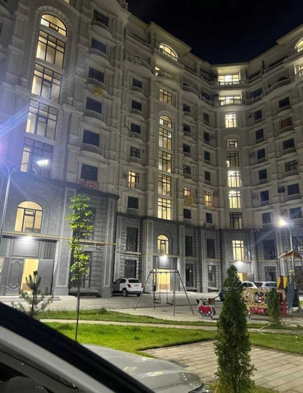 СРОЧНО! ЖК Milano, 4 комнатная 134м2 коробка, ориентир 8 роддом