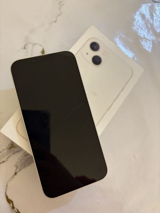 Телефон Iphone 13