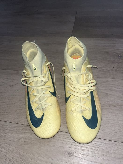 Ghete fotbal marimea 41 nike
