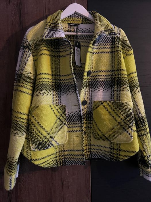 Ново яке тип риза в размер М