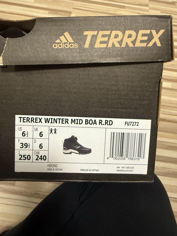 Adidas Terrex Winter номер 39.5
