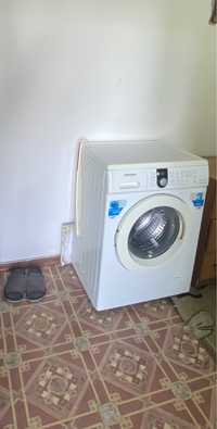 Продам стиральную машинку-автомат