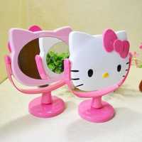 Oglindă pt makeup Hello Kitty roz siclam sau roșu Oglindă cu picior