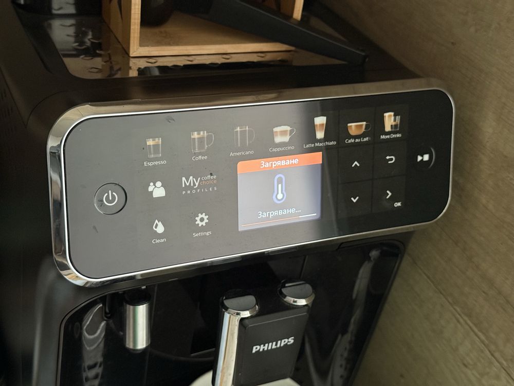 Продавам кафеавтомат Phillips 5400