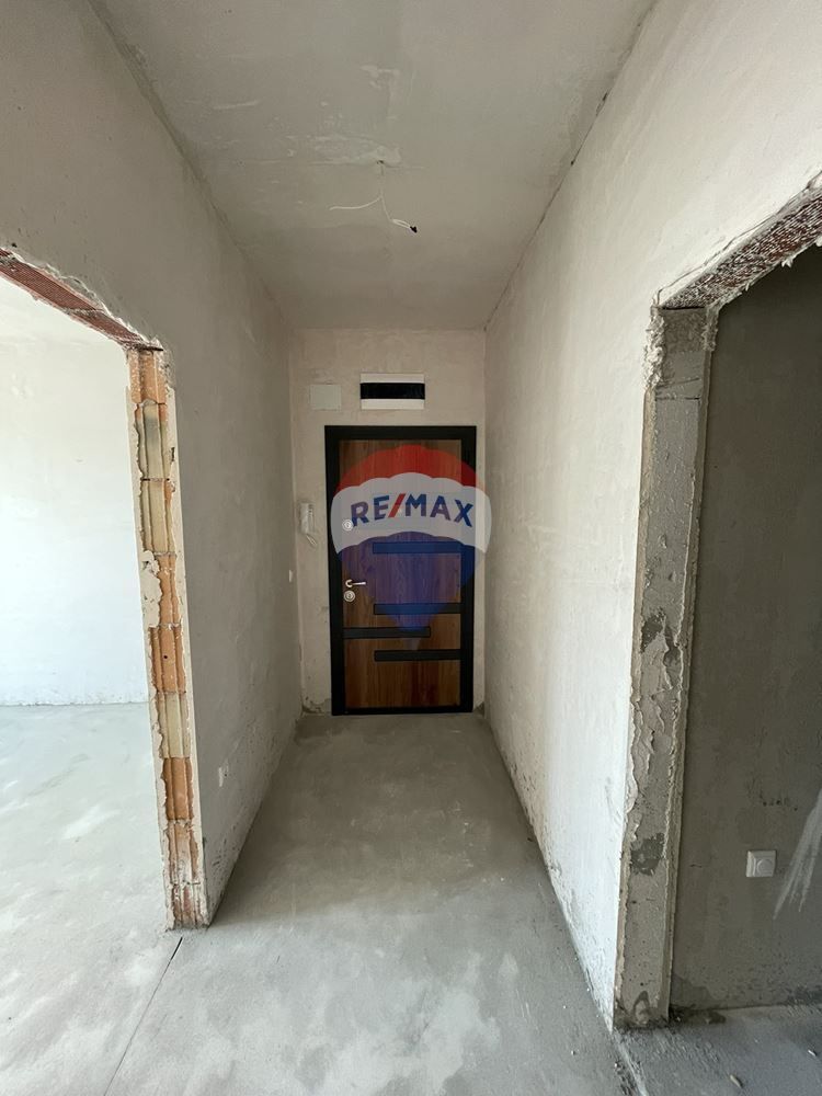 Продава се Двустаен апартамент в Варна, Аспарухово - 60 кв.м за 1492 €/кв.м - Снимка #7