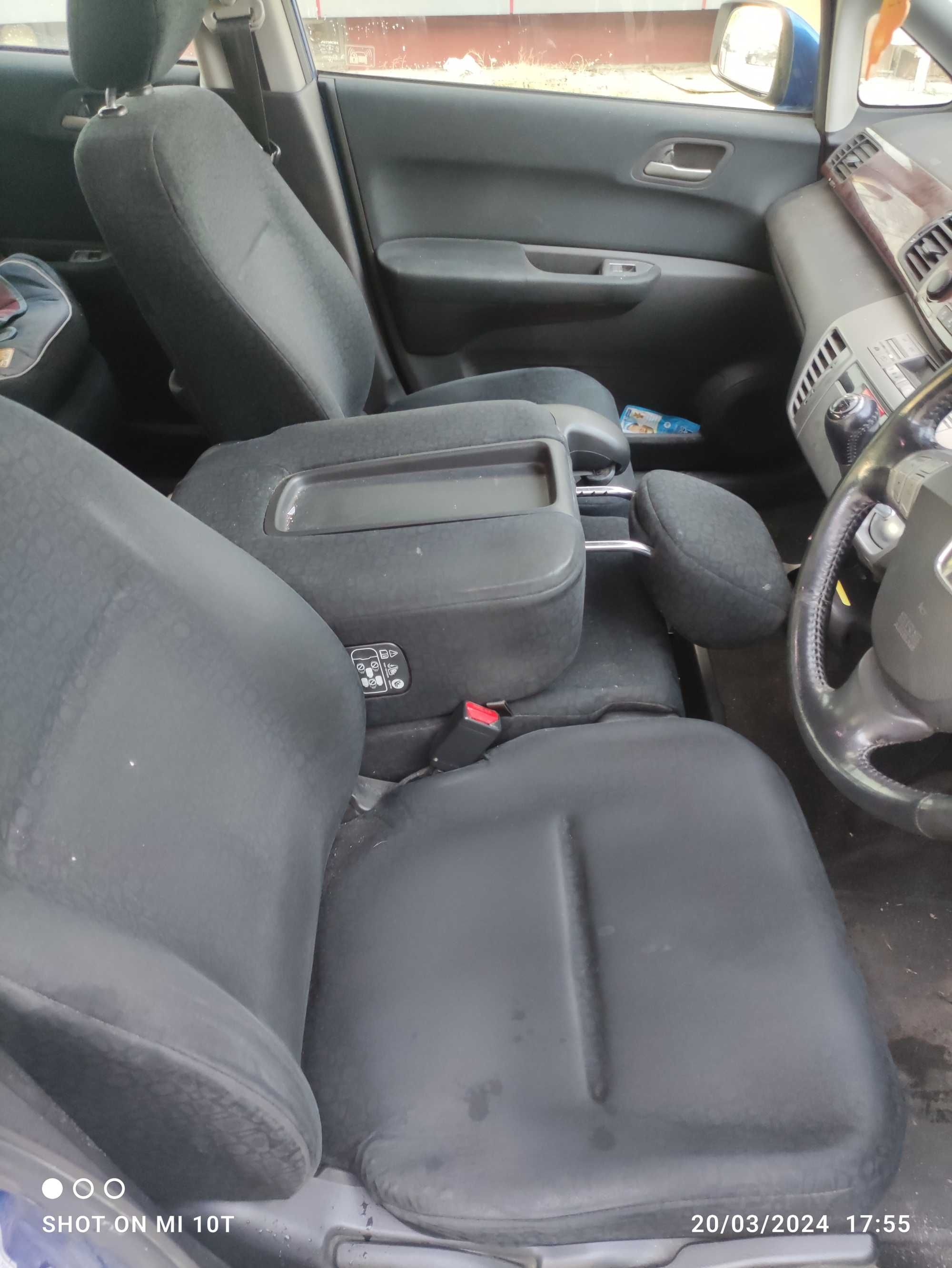 Honda FRV 2.2 140 на части