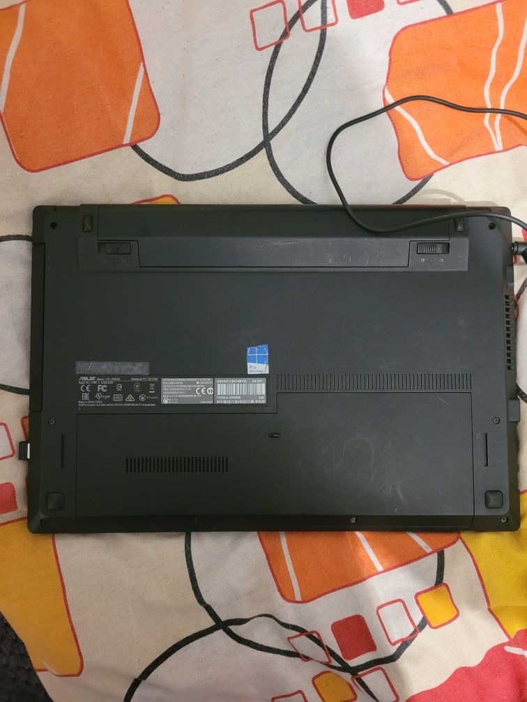 Laptop Asus fără baterie