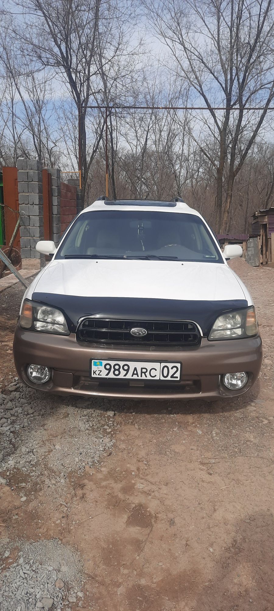 Subaru outback 2000 года