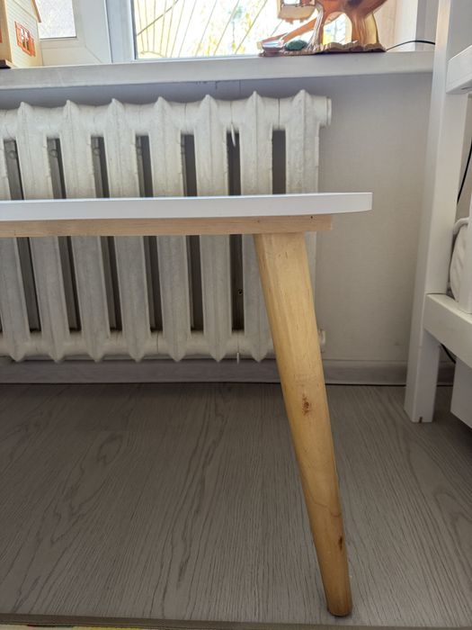 Стол и стулья детские