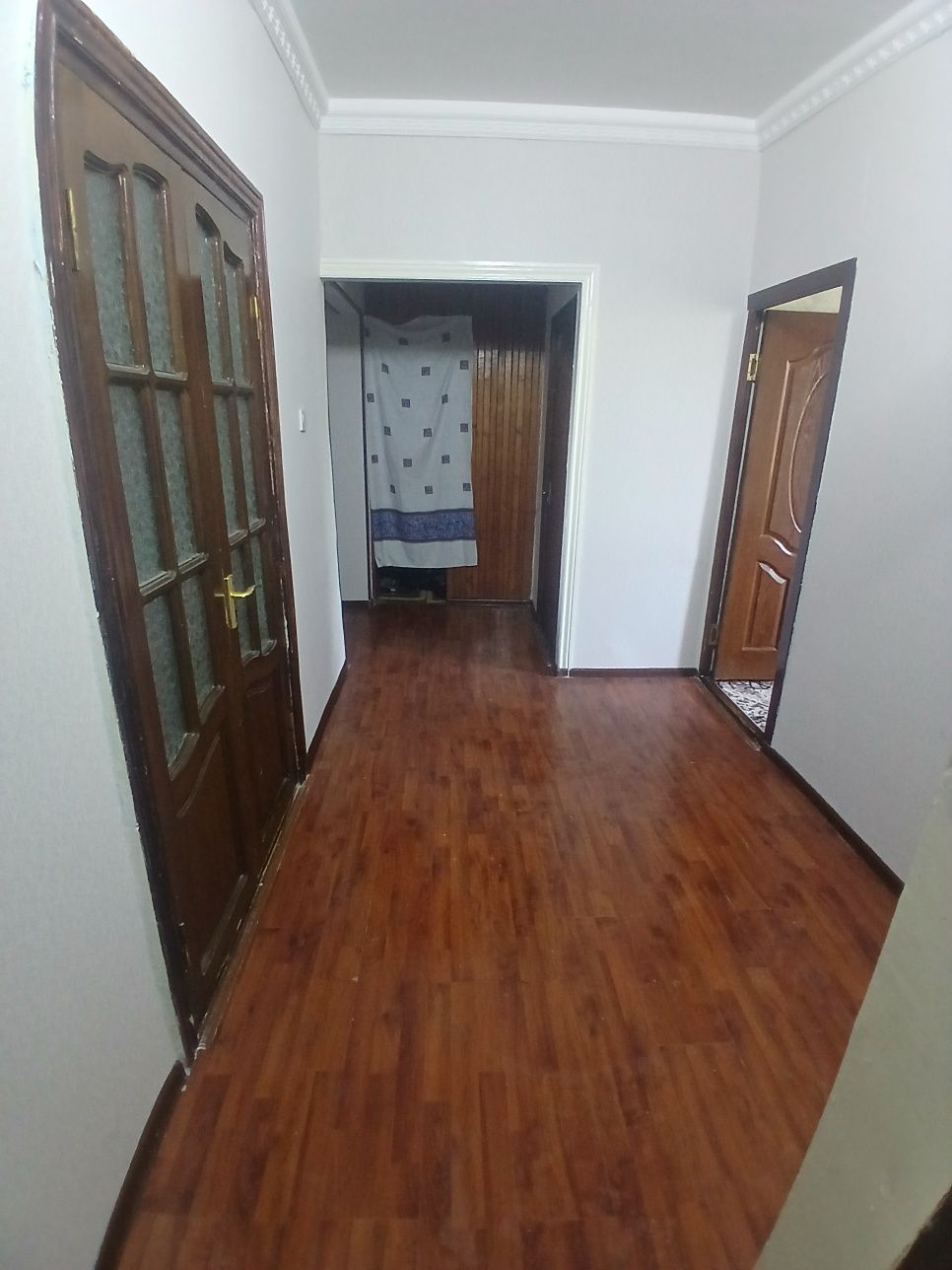 Srochna sotiladi sergili 4 da kvartira 3 xonali