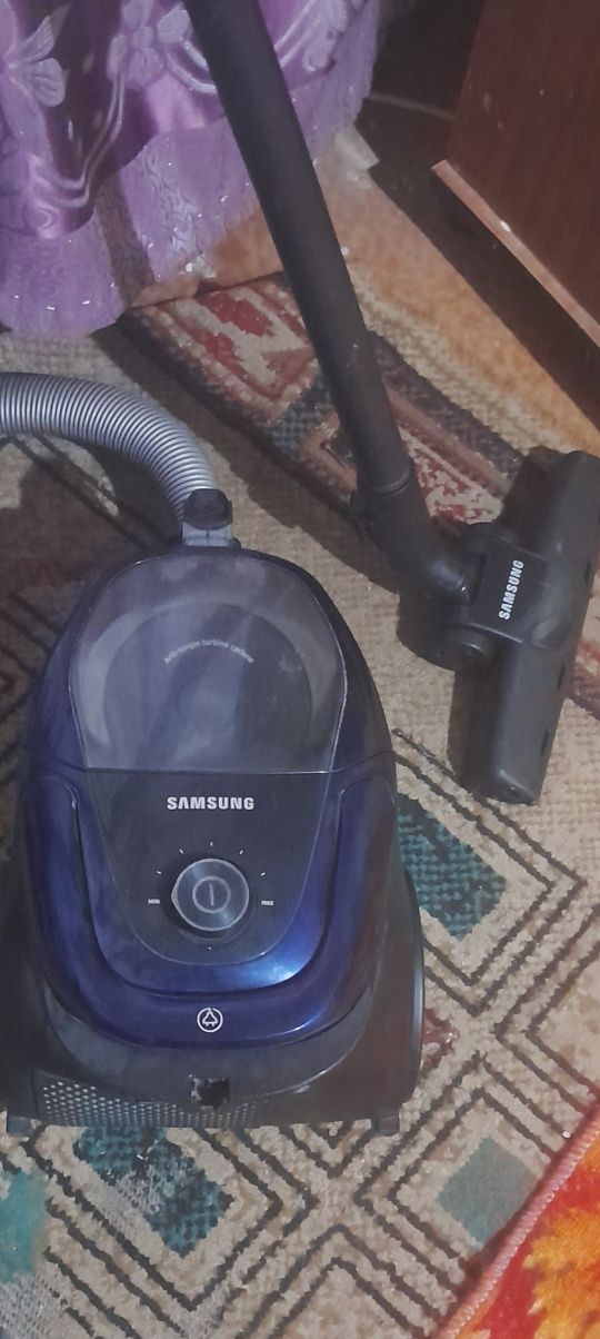 Пылесос  Samsung в отличном состоянии
