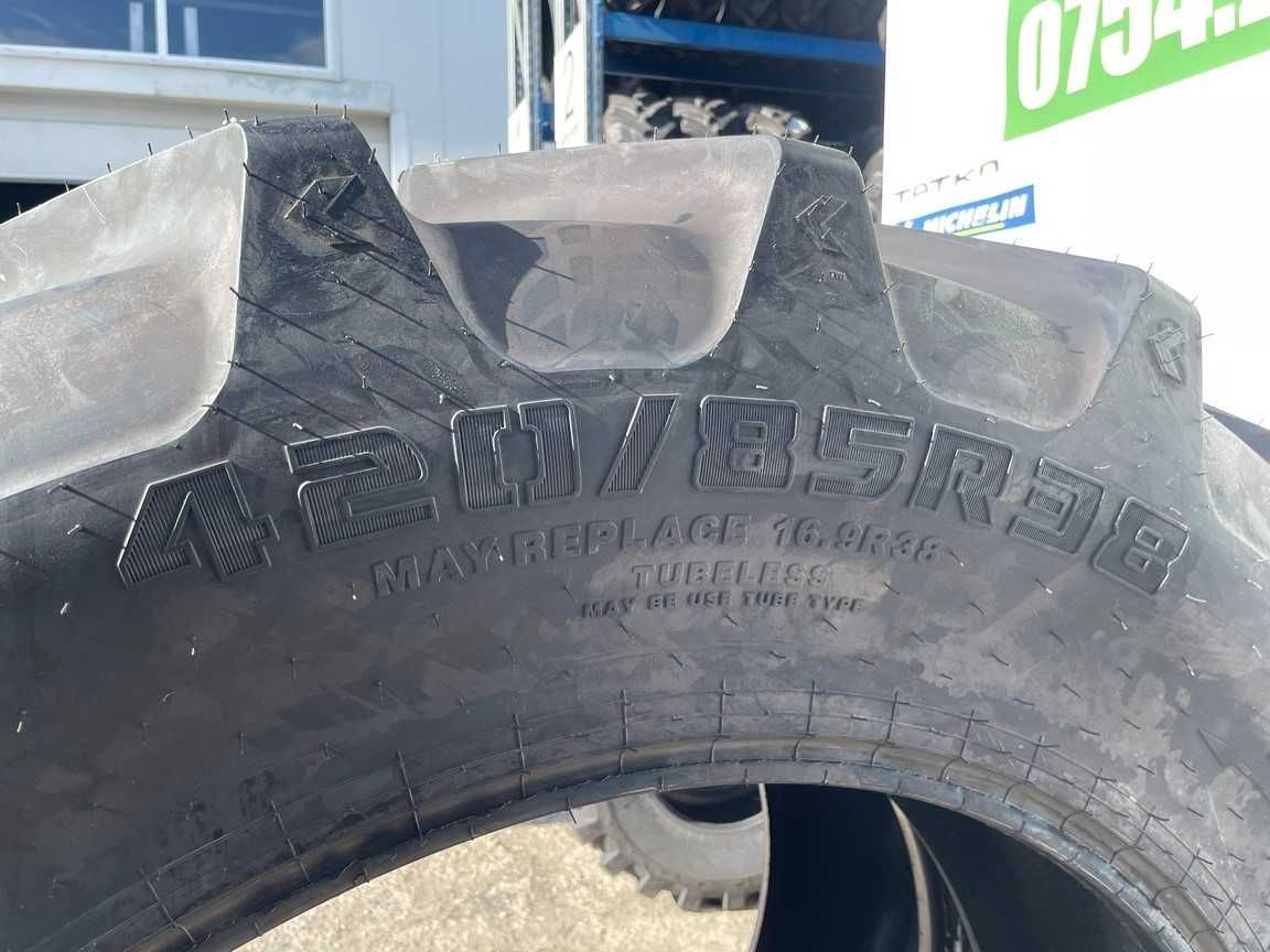 420/85R38 marca CEAT cauciucuri radiale noi pentru tractor spate