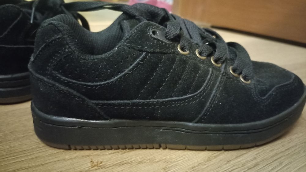 Pantofi noi copii , piele întoarsă, mărimea 32