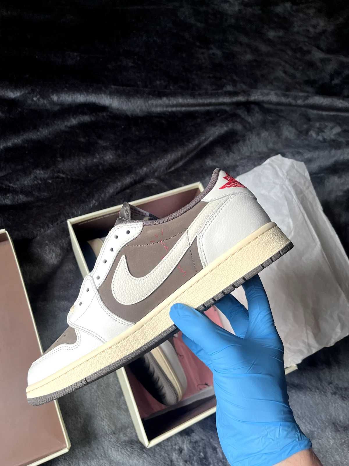 Adidasi Nike Air Jordan 1 Retro Travis Scott Reverse Mocha - Unisex