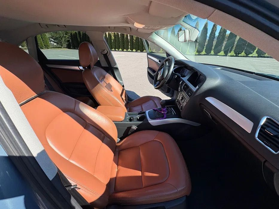 Audi A4 B8 2010 2.0 TDI Piele