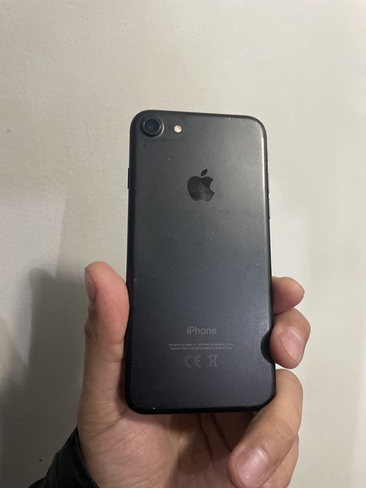Iphone 7 black 32 gb