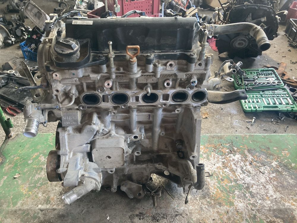 Honda H-RV 1.6 i-dtec 120 кс 2017 година Двигател