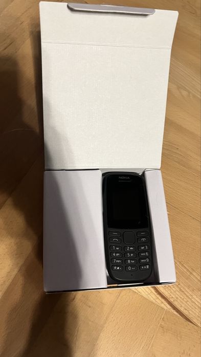 Мобилен телефон NOKIA 105