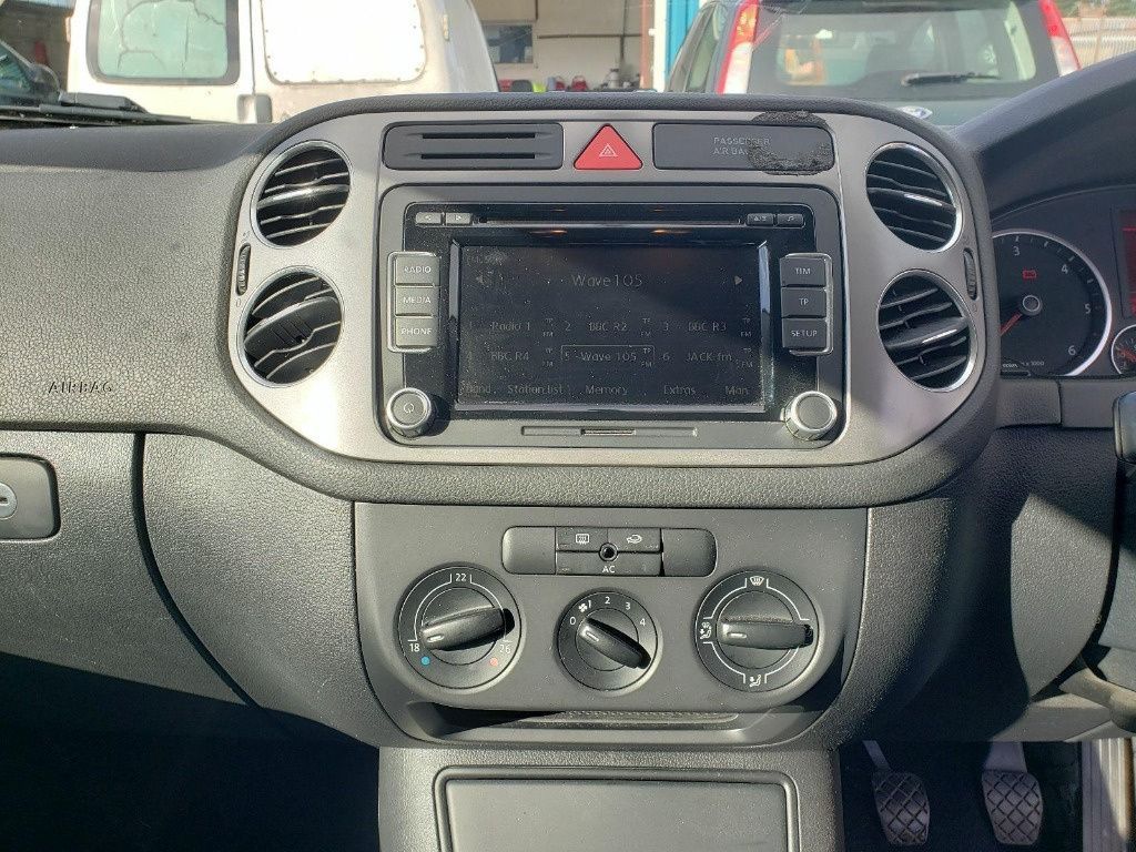 CD player Volkswagen Tiguan 2008 SUV 2.0 TDI CBAB