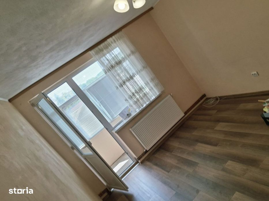 2 camere Teilor , Centrală / liber , finisaje medii !