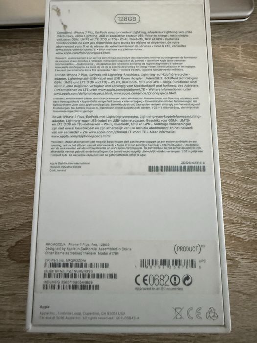 Vand stabilizator DJI OM 5 alb cu geanta neagra DJI