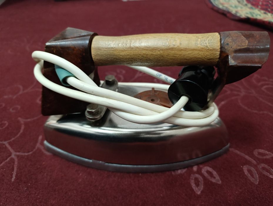 Утюг хороший (СССР).