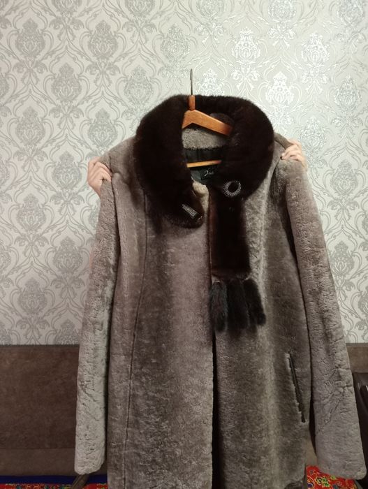 Продам шубу мутоновую.