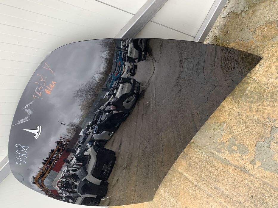 Capota motor, Tesla Y, 2021, 2022, 2023, 2024.