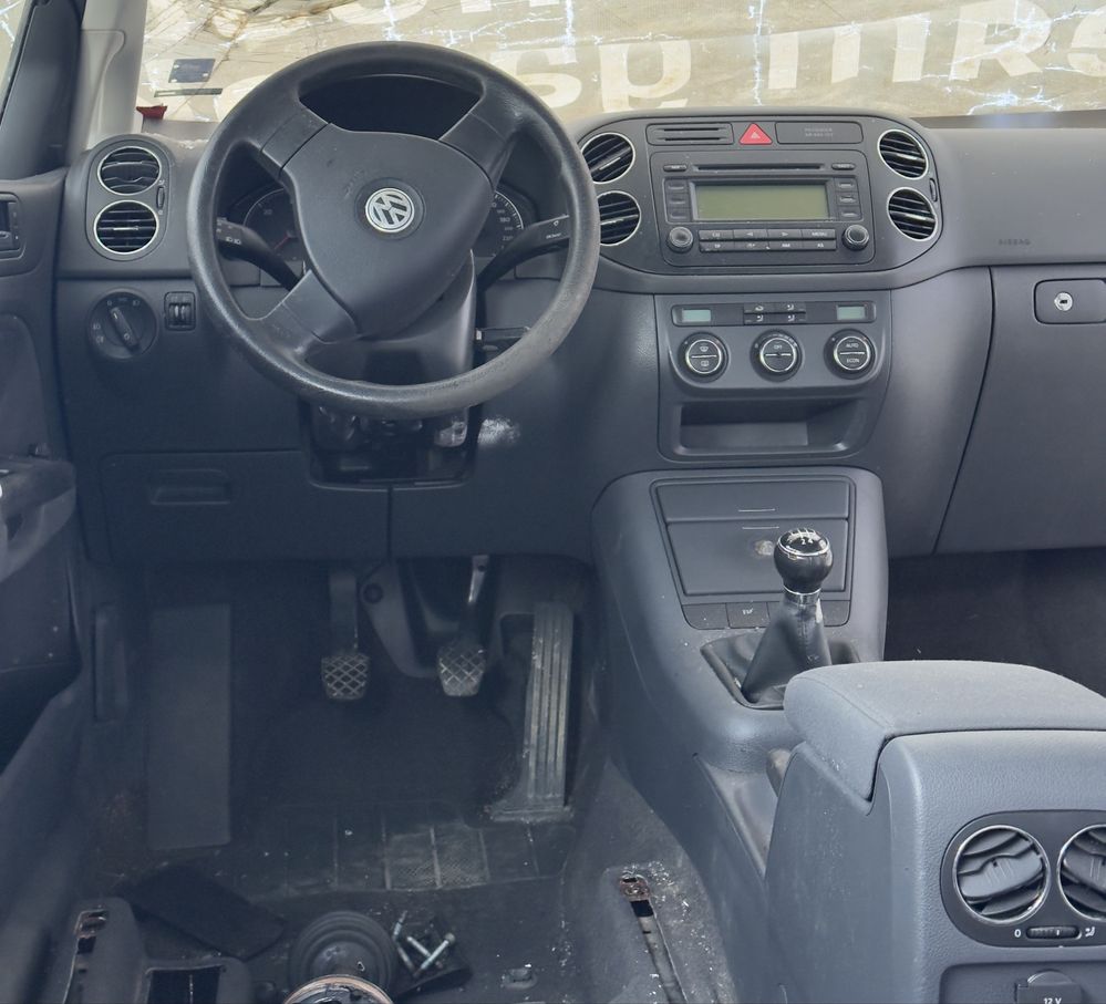 VW GOLF PLUS на части